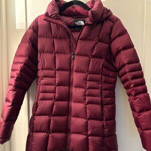 NORTHFACE DOWN JACKET...WOMEN..MEDIUM...EUC
